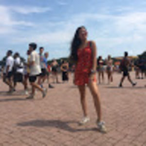 Meet your Posher, Kayla